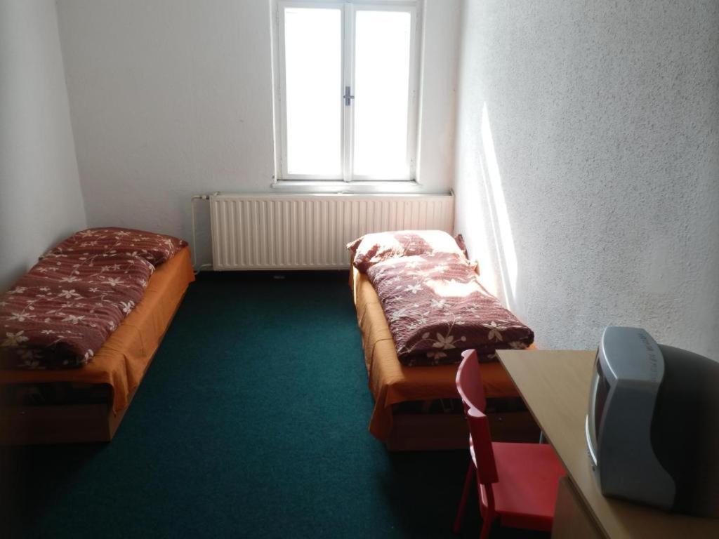 Ubytovna U Hospudky 俄斯特拉发 外观 照片